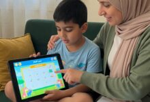 حماية الأطفال على الإنترنت — دور الوالدين في التوجيه والمراقبة الرقمية
